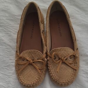 Lucky Brand Women's Tan Moccasins with Bow